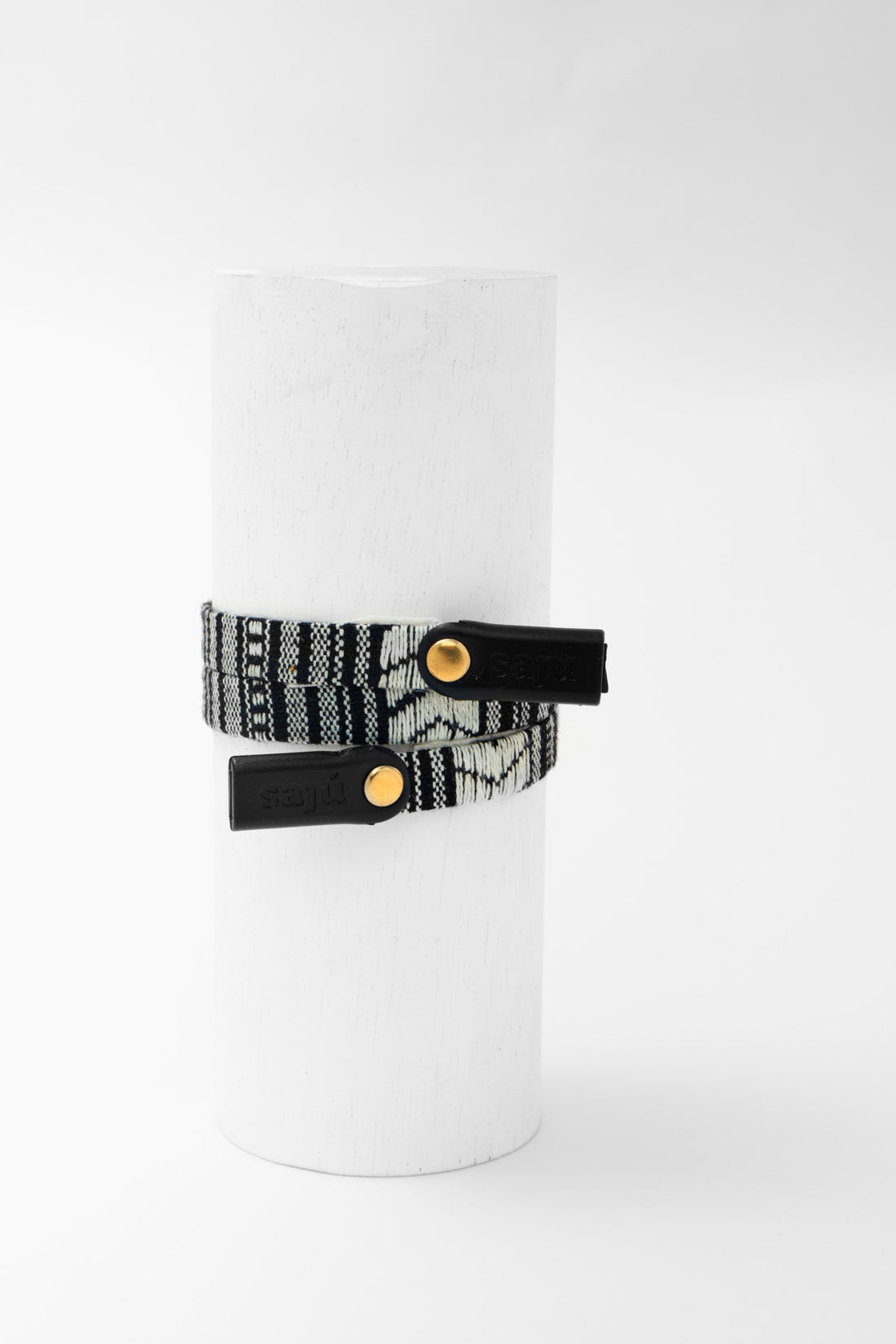CADENAS Y CORDONES SAJU HANDCRAFTED MANGLE